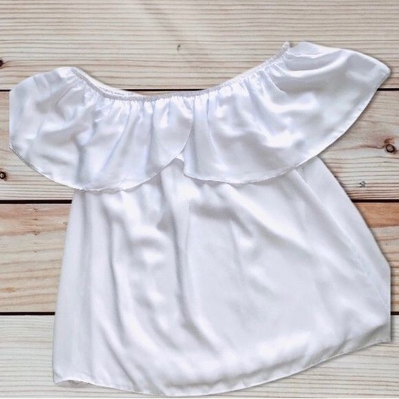 Identity White Ruffled Top Sz 36 - Picture 4 of 5